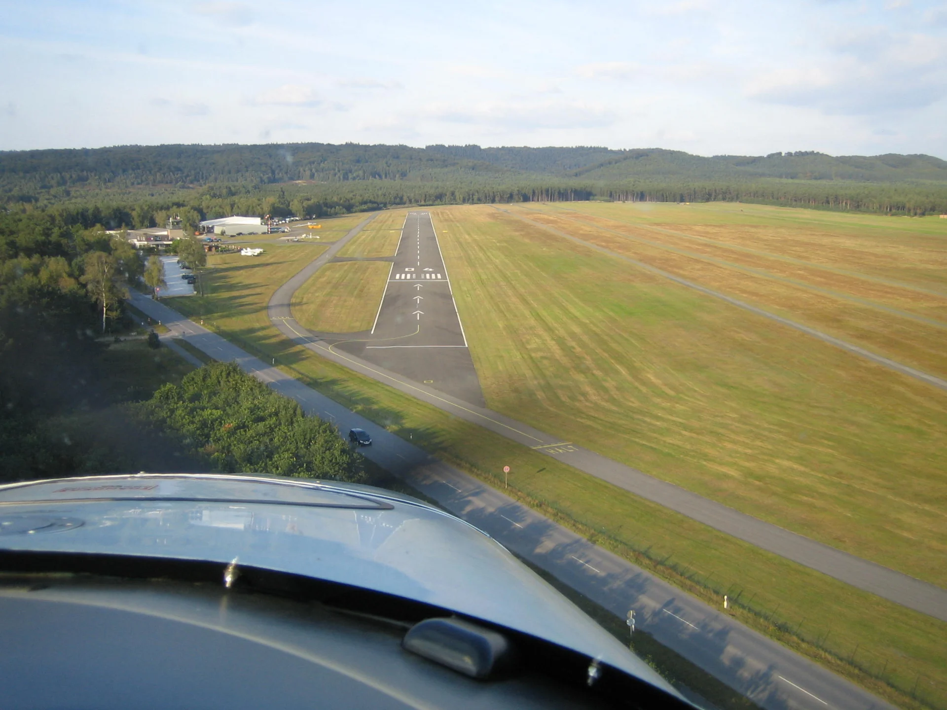 Endanflug Piste 04